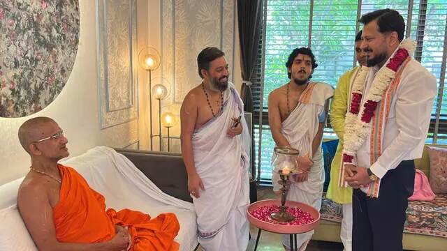 Tushar Kumar receiving the blessings of His Holiness Sri Vishwaprasanna Tirtha Swamiji of Pejawar Matha, Udupi